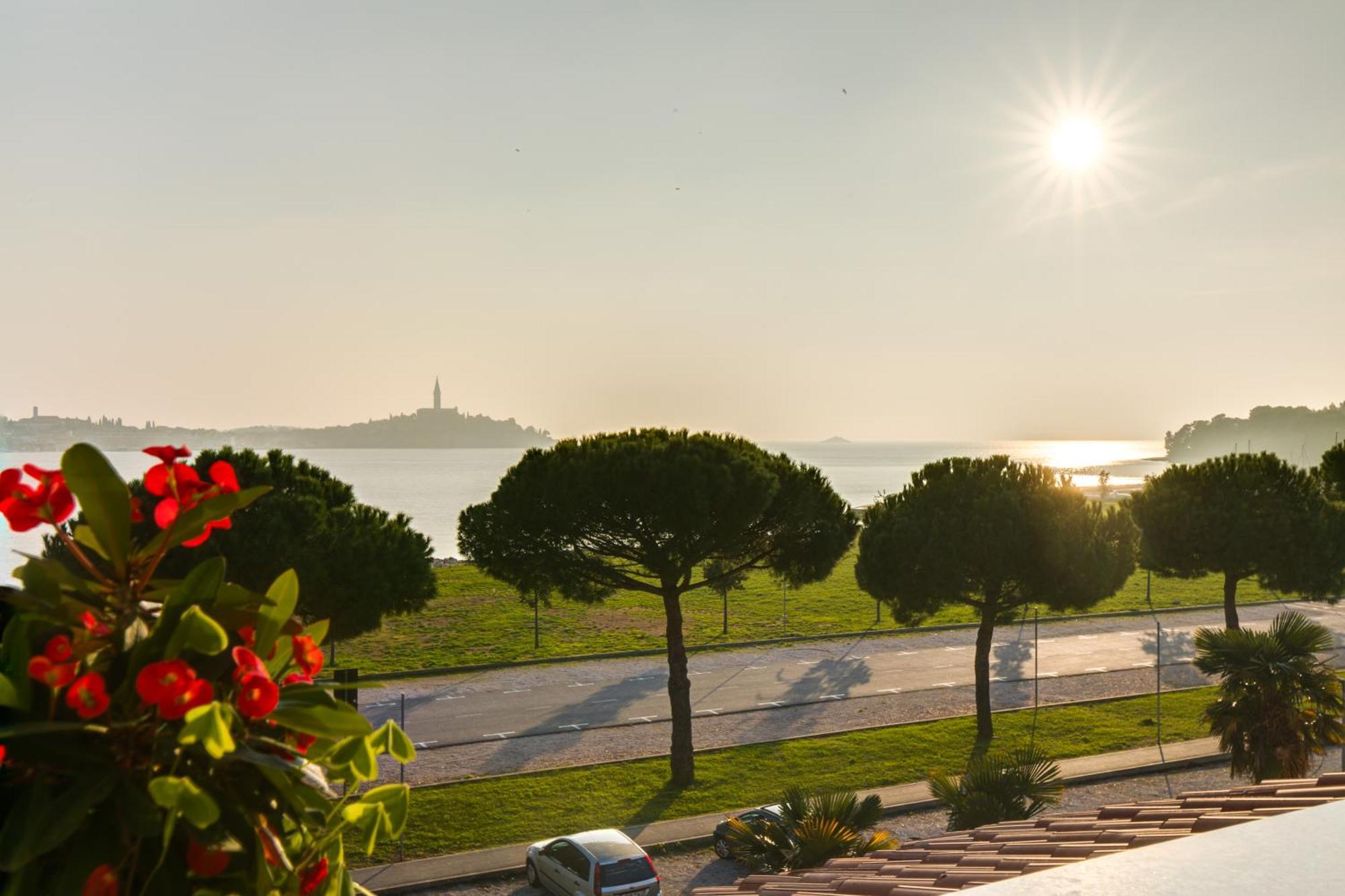 Rivamare - Rovinj Hotell Eksteriør bilde